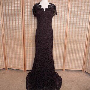 Eliza J Scalloped-edge Lace Gown In Chocolate size 12